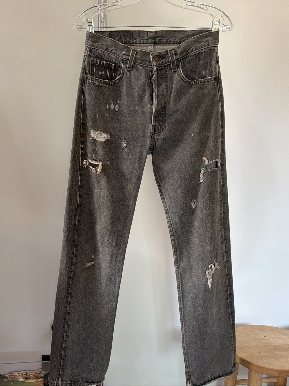 Vintage Levi’s 501 in gray 524 stamp